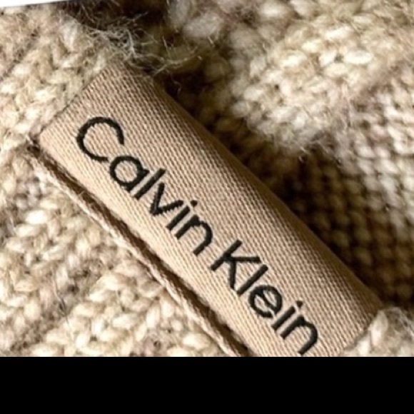 Calvin Klein Hat Tan Knit Beanie W/ Faux Fur Pom Pom Soft Lining - Picture 6 of 6